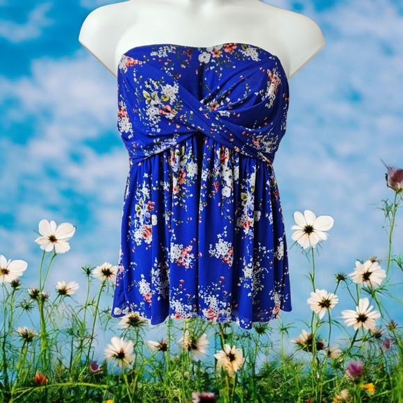 TORRID Plus Size Angelica Floral Blue Sheer Sleeveless Twisted Front Halter Top - Picture 1 of 15